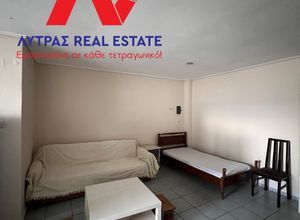 Studio/Γκαρσονιέρα για ενοικίαση - Λαμία, - Φωτογραφία 1