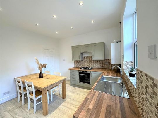 2 bedroom terraced house to rent - Photo 1