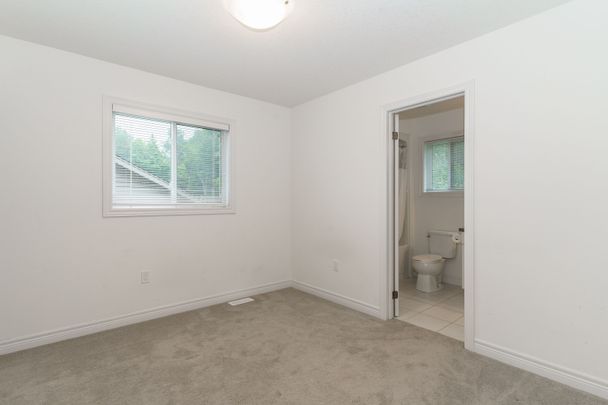 For Lease - 14 Braeside Crescent, Huntsville, Ontario - Photo 1