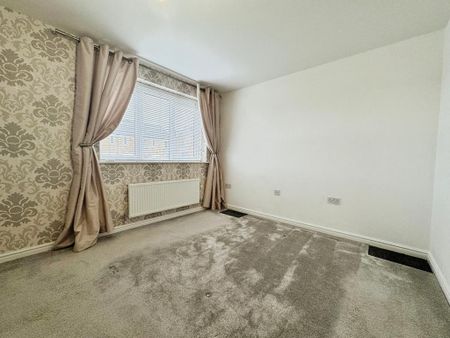 3 bedroom detached house to rent - Photo 2