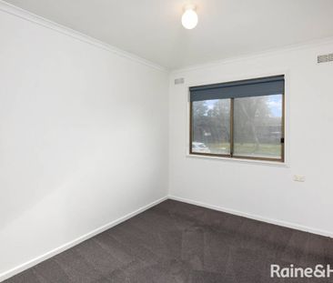 FRESHLY UPDATED FAMILY HOME - Photo 2