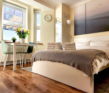 Studio to rent - Photo 5