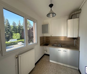 Location Appartement 1 pièce 31m² - Photo 2