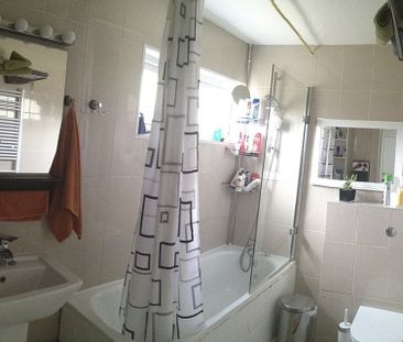 Room in a Shared House, Suffolk Road, N15 - Photo 4