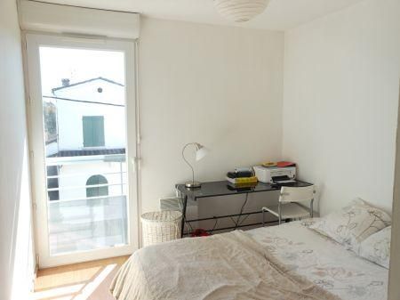 Location - Appartement - 2 pièces - 42.00 m² - montauban - Photo 4