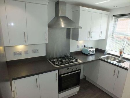 St. James Gardens, Trowbridge, BA14 - Photo 3