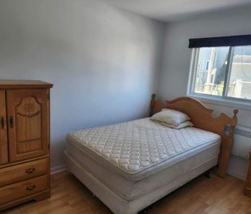 1 CH - 1 SDB - Gatineau - $1,000 /mo - Photo 2