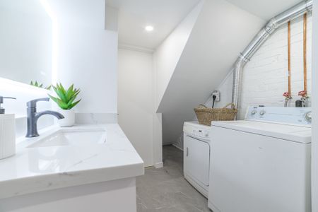 For Lease - 103 Gloucester Street Unit# Bsmt, Toronto, Ontario - Photo 5