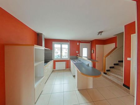 Location Maison 6 pièces 118m² CHATUZANGE LE GOUBET 26300 - Photo 4