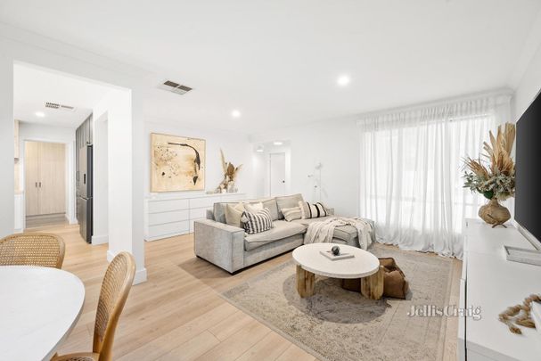 18 Chirnside Drive, Chirnside Park - Photo 1