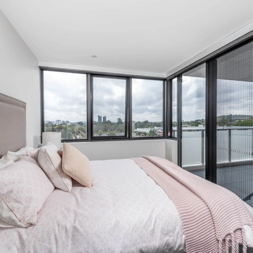 13/2 Henshall Way, Macquarie. - Photo 1