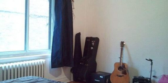 🌟**CONDO SPACIEUX, LUMINEUX ET ENSOLEILLÉ – 2 CHAMBRES FERMÉES - Photo 2