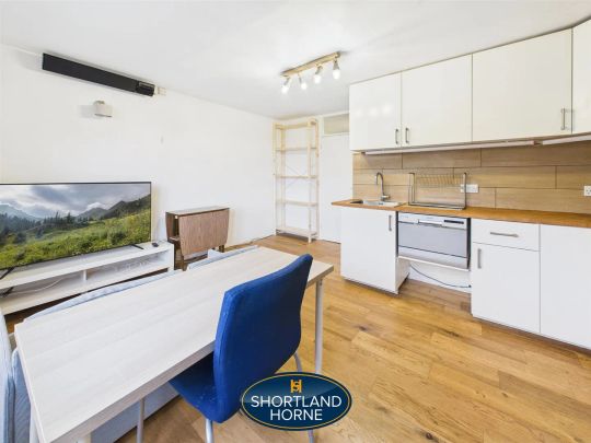 Charter Avenue, Canley, Coventry - Photo 1