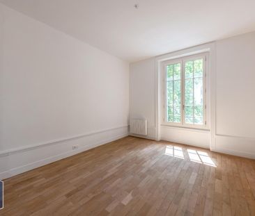 Location appartement 4 pièces de 154.83m² - Photo 1