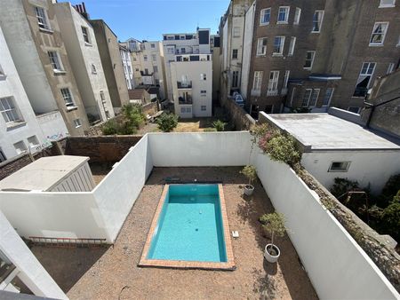 St. Georges Road, Brighton - Photo 3