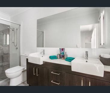 ROSWELL TERRACES walk to Coomera Train Station - Photo 6