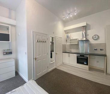 Studio to rent - Photo 3