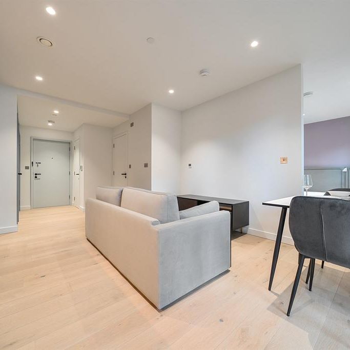 Studio to rent - Photo 1