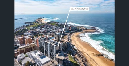 Stunning high floor, beachside apartment - Photo 5