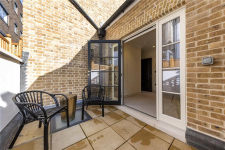 3 bedroom mews to rent - Photo 4