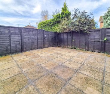 3 bedroom terraced house to rent - Photo 3