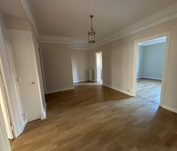 Location Appartement 4 pièces 117m² LYON 7ème - Photo 1