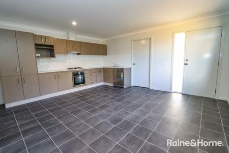 Two bedroom Granny Flat in Kelso- Available 11.12.2025 - Photo 5
