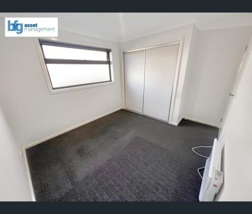9 Zebra Way, Cranbourne West, Vic 3977 - Photo 2