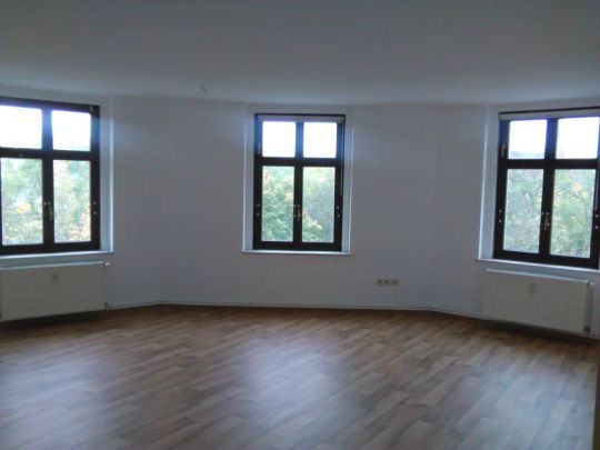 WG geeignete 4 Raumwohnung im Dachgeschoss - Photo 1