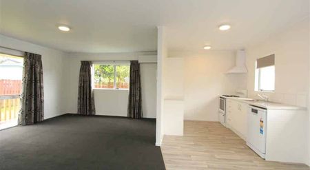 Look inside and be surprised! - Photo 3