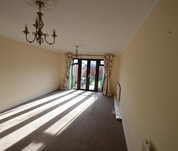 3 bedroom terraced house to rent - Photo 2