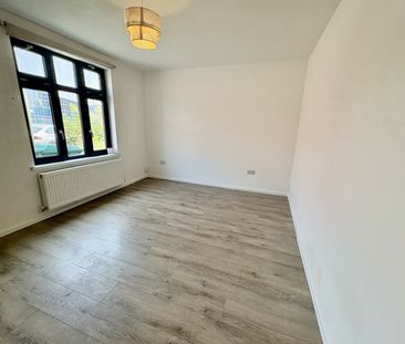 Canterbury Road, NG8, Nottingham - Photo 4