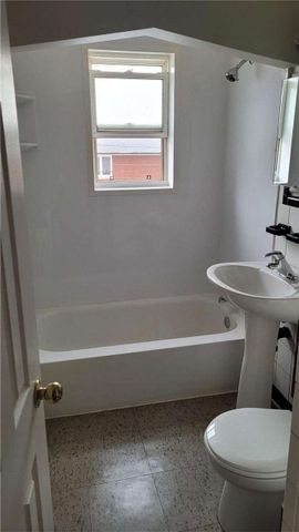 For Lease - 55A Long Branch Avenue Unit# 302, Toronto, Ontario - Photo 3