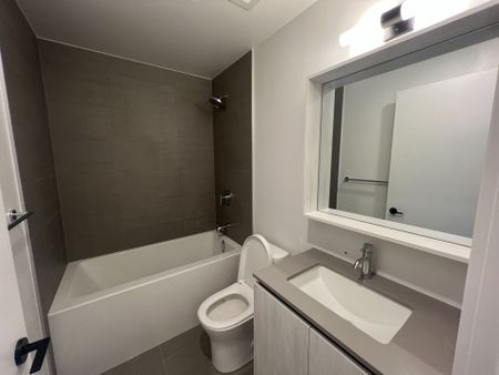 For Lease - 35 Parliament Street Unit# 504, Toronto, Ontario - Photo 3