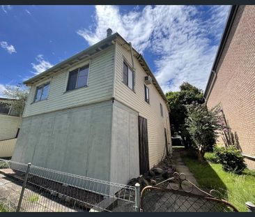 SUPER AFFORDABLE 3 BEDDER - Photo 5