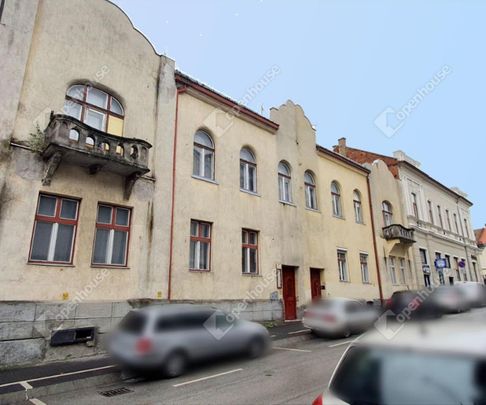 Kiadó átlagos állapotú lakás - Sátoraljaújhely - Fotó 1
