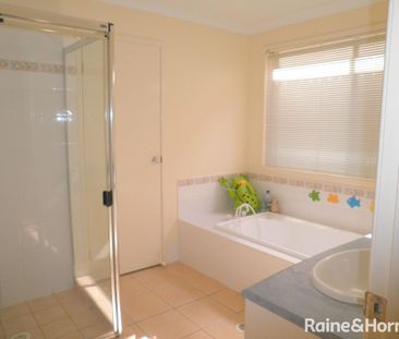 3 Bedroom in Ideal location! *Price increasing to $590 per week 30/... - Photo 3