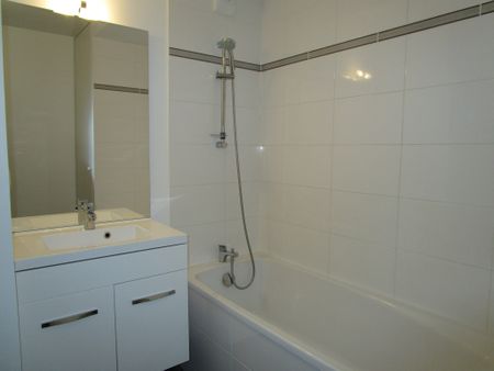 Appartement RUE DU CAPITAINE ALFRED DREYFUS - Photo 4