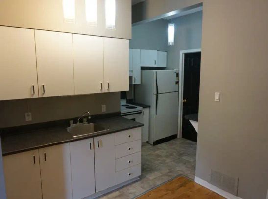 66 Russell Ave. — 1 Bedroom - Photo 1