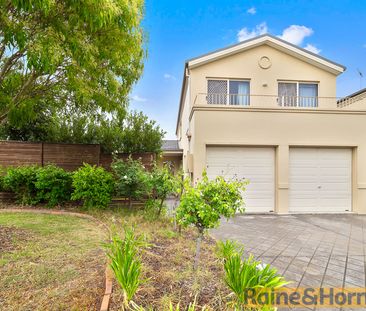 27 Thomas Francis Way, Rouse Hill, NSW 2155 - Photo 2