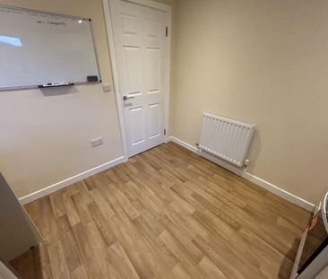 2 bedroom house to rent - Photo 1