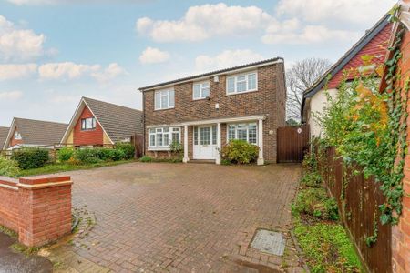 4 bedroom detached house to rent - Photo 3