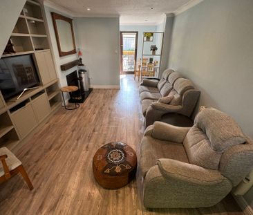 24 The Poplars, Monkstown Valley, Blackrock - Photo 6