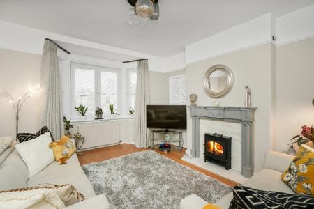 4 bedroom maisonette to rent - Photo 4