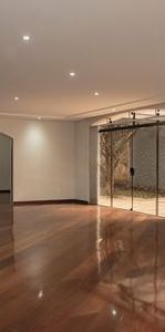 Casa para alugar com 1100m², 8 quartos e 8 vagas - Foto 1