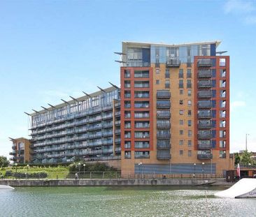 Western Beach, Hanover Avenue, Royal Victoria Docks, London, E16 - Photo 3