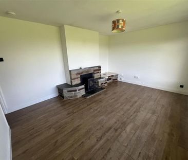 3 bedroom detached bungalow to rent - Photo 1