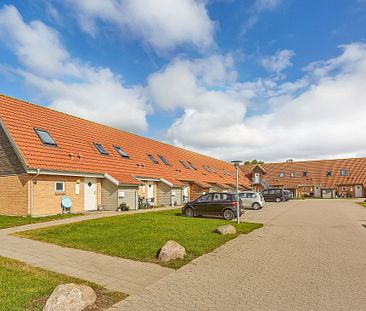 Cozy lejlighed i det attraktive Holluf Pile med udendørs repos samt... - Photo 2