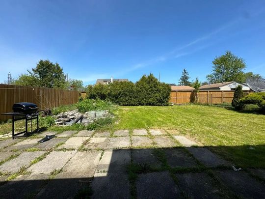 For Lease - 30 Parker Street Unit# UPPER, St. Catharines, Ontario - Photo 1