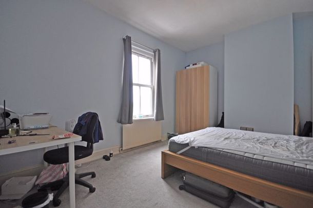 Evans Street, Newport - Photo 1